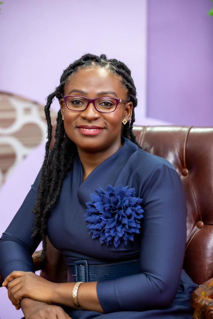 Dr. Isabella Opoku — Neurosurgeon Member